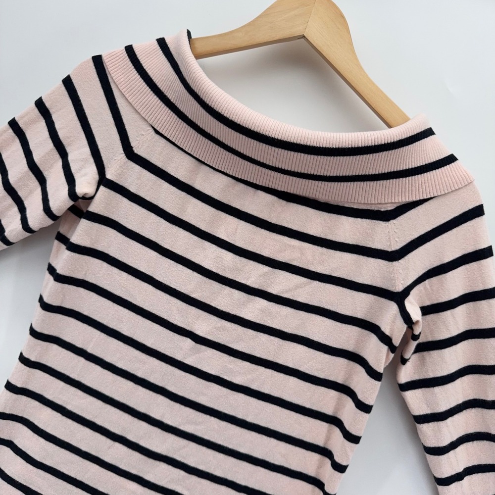 Lilly Pulitzer Sweater Womens S Pink Striped Off Shoulder Button Detail 001927